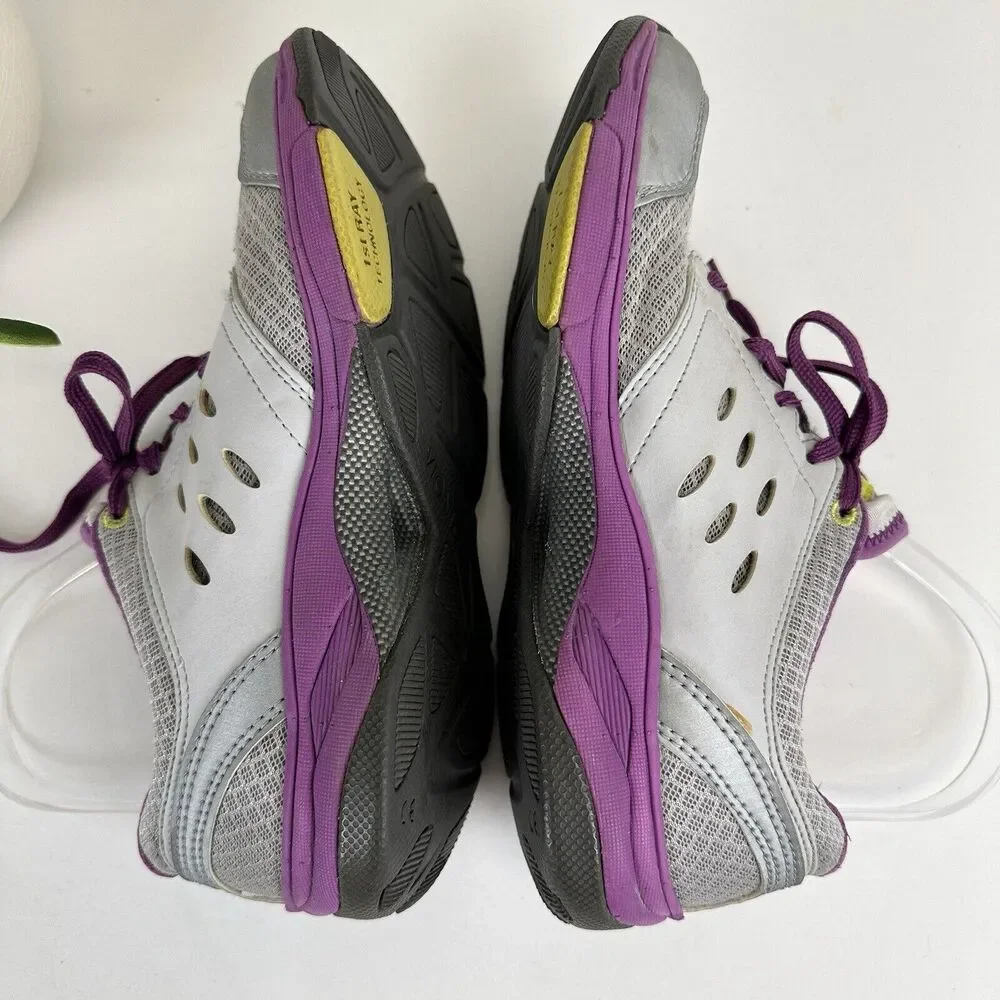 Vionic Venture Low Top Sneaker Silver Purple Arch Support Orthopedic Shoe Size 6